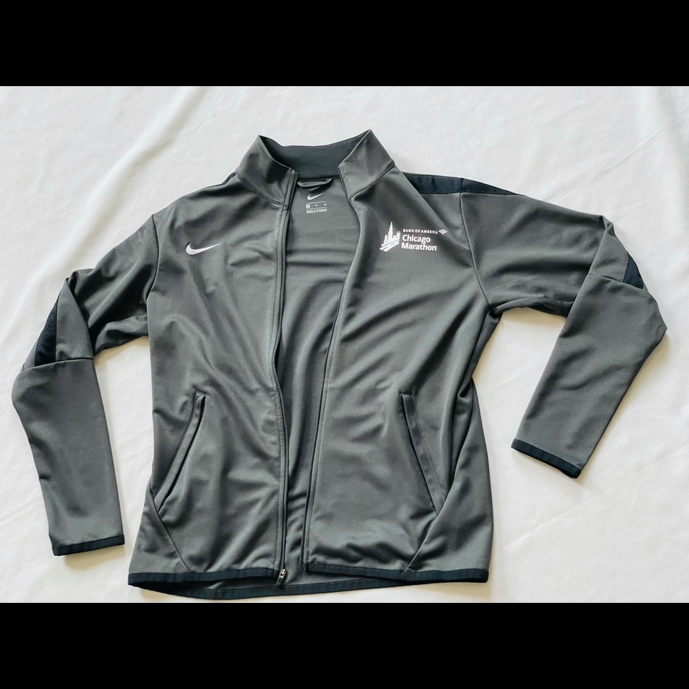 Chicago Marathon shirt Bank of American NIKE